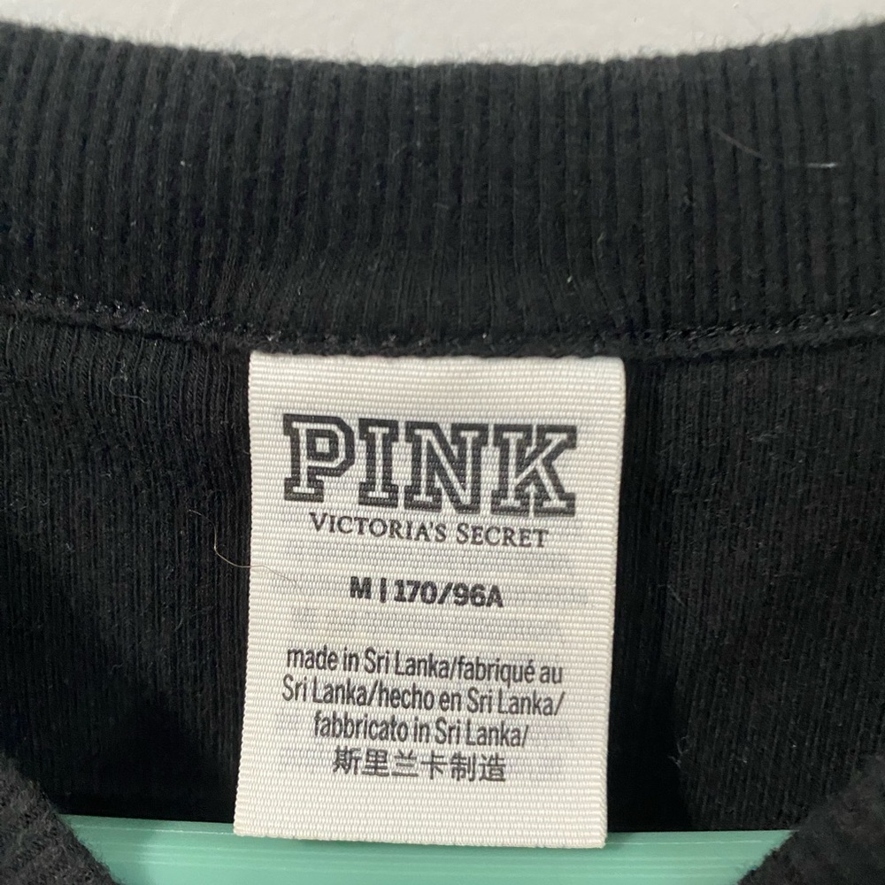 Victoria’s Secret PINK black ribbed long sleeve crop top SZ medium - Picture 3 of 5